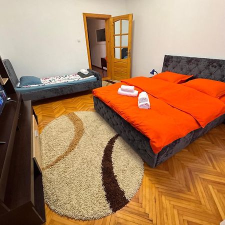 Linen Tree Apartment Băile Herculane Eksteriør bilde