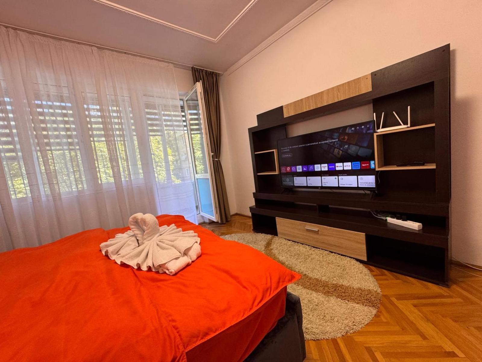 Linen Tree Apartment Băile Herculane Eksteriør bilde